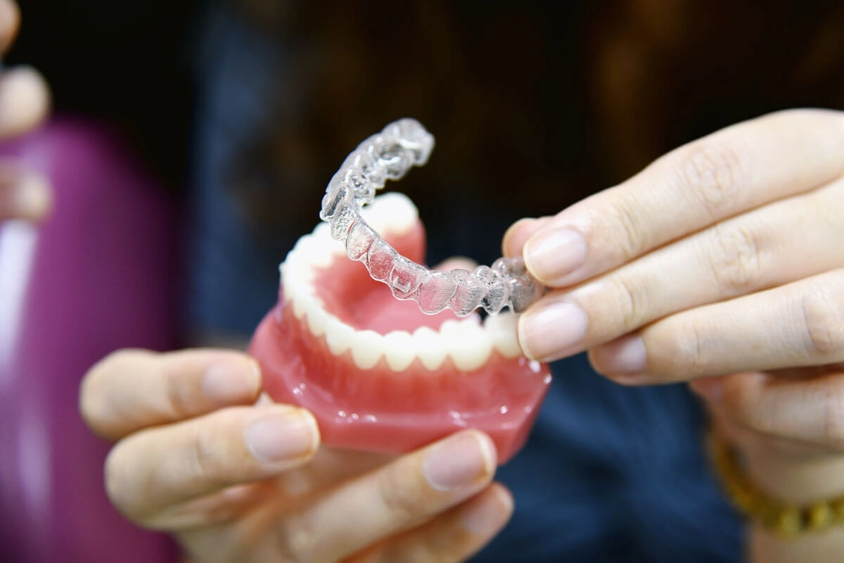 invisalign treatment at v smile family denta
